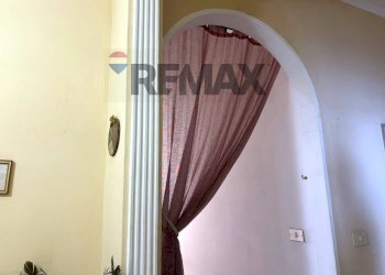 Hall / corridoio - Four-room apartment VIA ROVERETO
 
12, Trani - photo 7