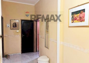 Hall / corridoio - Four-room apartment VIA ROVERETO
 
12, Trani - photo 8