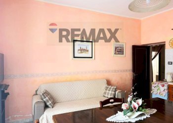 Soggiorno - Four-room apartment VIA ROVERETO
 
12, Trani - photo 13