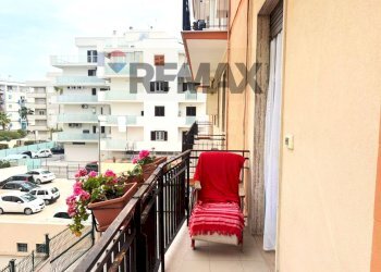 Balcone - Four-room apartment VIA ROVERETO
 
12, Trani - photo 19