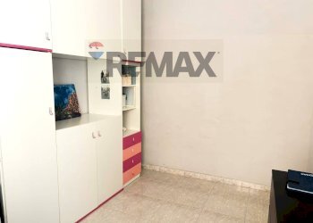 Camera / camera da letto - Four-room apartment VIA ROVERETO
 
12, Trani - photo 31