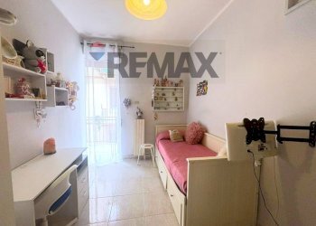 Camera / camera da letto - Four-room apartment VIA ROVERETO
 
12, Trani - photo 38