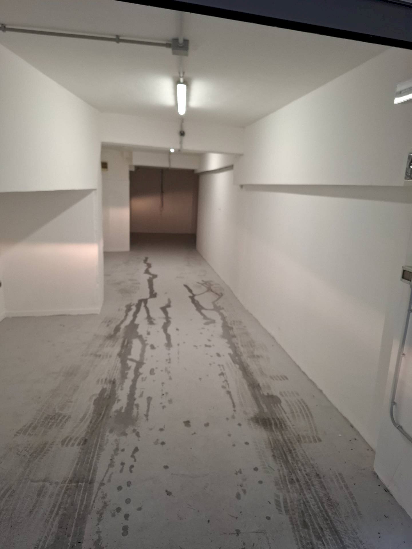 Foto 1 - Box Via Cologna
 
11, Trieste - photo 1