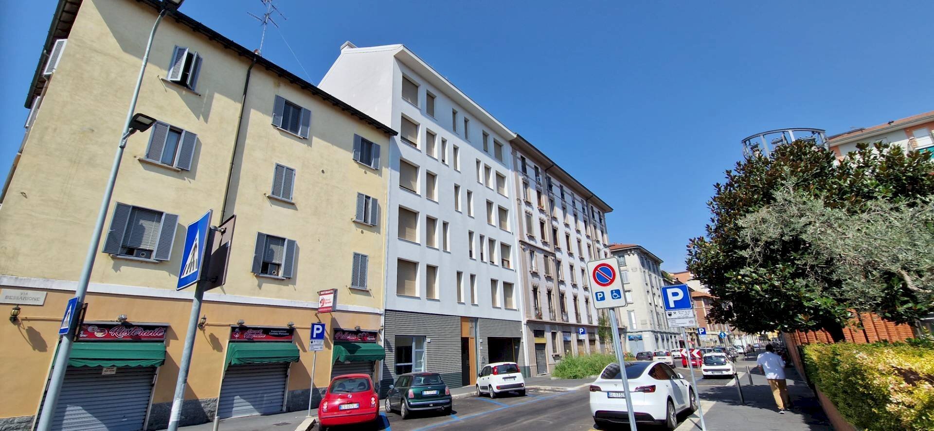 Foto 1 - Three-room apartment VIA BESSARIONE
 
30, Milano - photo 1
