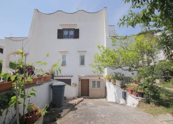 Foto 2 - Villa VIA DEI LECCI
 
99, Anzio - photo 2