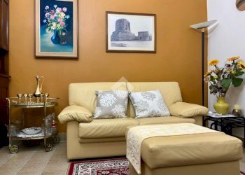 Four-room apartment Via venezia, Genova (neighborhood Dinegro) - photo 2