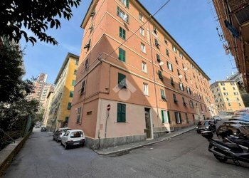 Four-room apartment Via venezia, Genova (neighborhood Dinegro) - photo 4
