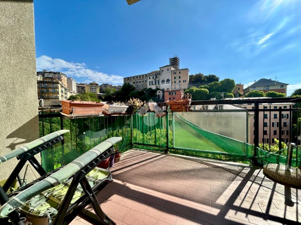 Three-room apartment Via all'Asilo Davide e Delfina Garbarino, Genova (neighborhood San Teodoro) - photo 1