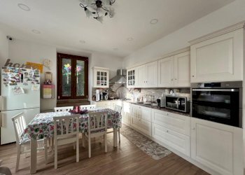 Four-room apartment Via Bologna, Genova (neighborhood San Teodoro) - photo 7