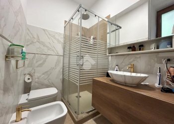 Four-room apartment Via Bologna, Genova (neighborhood San Teodoro) - photo 16