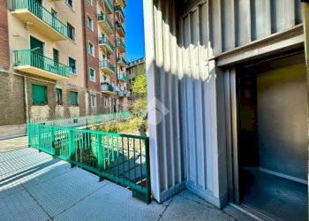 Four-room apartment Via Venezia, Genova (neighborhood San Teodoro) - photo 3
