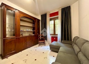 Four-room apartment Via Venezia, Genova (neighborhood San Teodoro) - photo 11