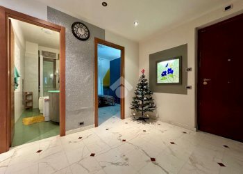 Four-room apartment Via Venezia, Genova (neighborhood San Teodoro) - photo 21