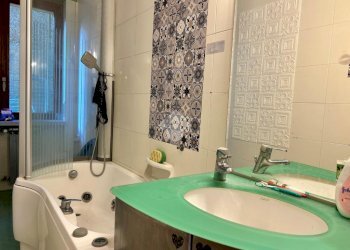 Four-room apartment Via Venezia, Genova (neighborhood San Teodoro) - photo 22