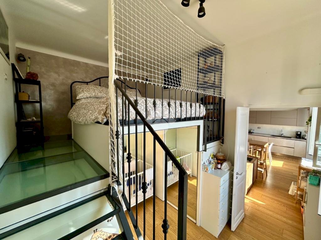 Three-room apartment Via all'Asilo Davide e Delfina Garbarino, Genova (neighborhood San Teodoro) - photo 3