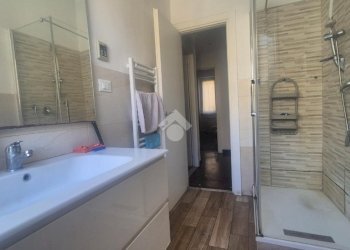 Apartment Via Tortosa, Genova (neighborhood Marassi) - photo 25