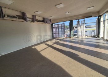 Retecasa_Valdagno Area di vendita - Commercial Premises Cornedo Vicentino - photo 3