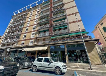 ESTERNI.jpg - Appartamento Via del Rosario 2, Monfalcone - foto 1
