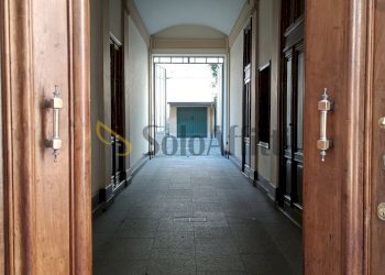 ingresso cortile - Box VIA MASSENA 48, Torino (zona Crocetta) - foto 4