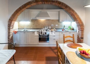 32.jpg - Farm Dicomano - photo 30