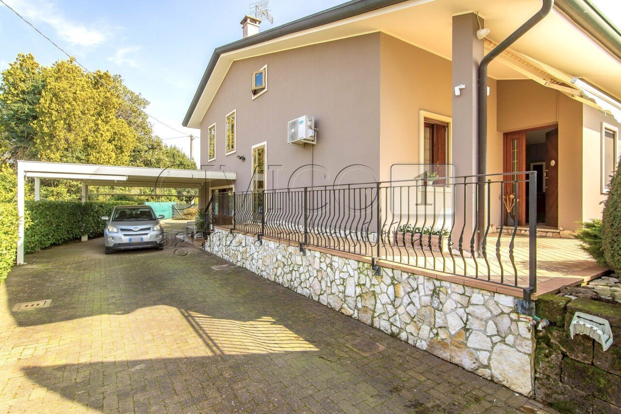 ESTERNO - Casa indipendente Via Ponte 88, Barbarano Mossano - foto 2