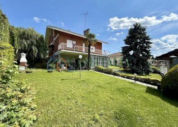 ESTERNO.jpg - Villa Via Ugie 5, Rosta - photo 1