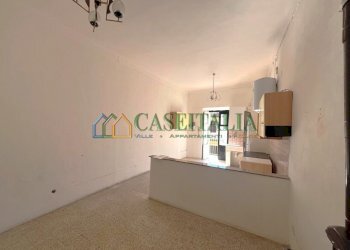6.jpg - Two-room apartment Ivrea - photo 6