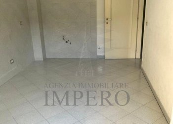 42.jpg - Commercial Premises Via Colonnello Aprosio 105, Vallecrosia - photo 15