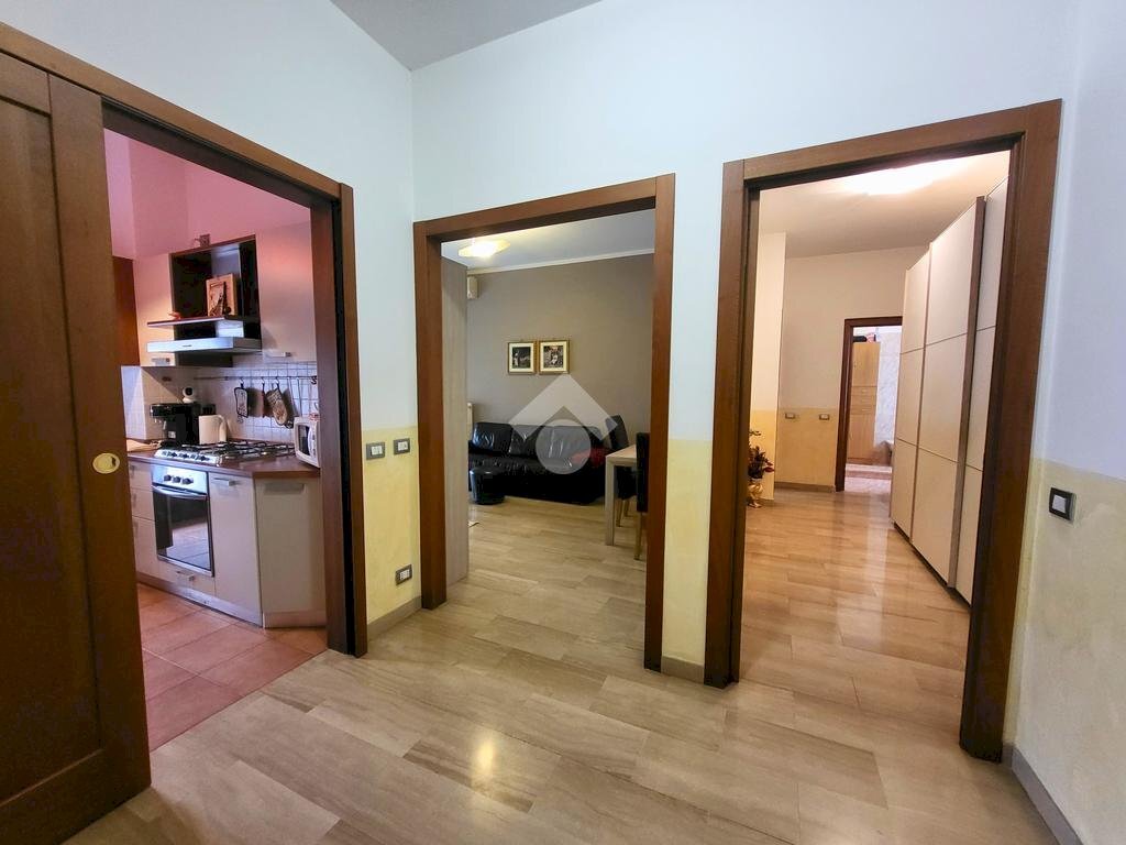Two-room apartment Piazza della Libertà, Cornaredo - photo 2