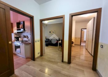 Two-room apartment Piazza della Libertà, Cornaredo - photo 2