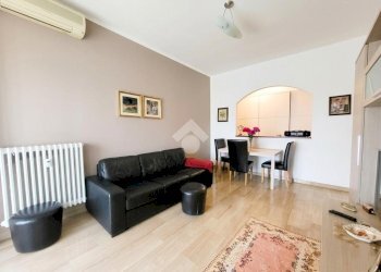 Two-room apartment Piazza della Libertà, Cornaredo - photo 9