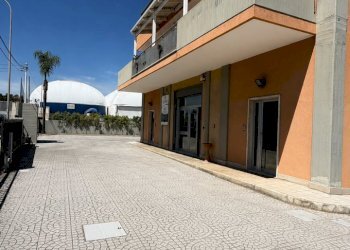 prospetto esterno - Commercial Premises Via Eugenio Montale 3, Monopoli - photo 5
