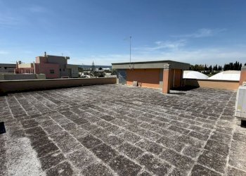 terrazzo - Commercial Premises Via Eugenio Montale 3, Monopoli - photo 24