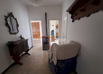 6.jpg - Quadrilocale Viale Roma 246, Massa - foto 3