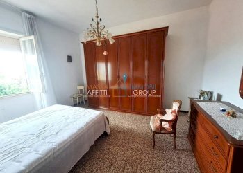 8.jpg - Quadrilocale Viale Roma 246, Massa - foto 7