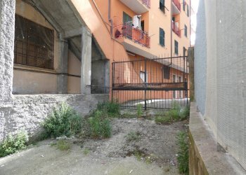 P1170394.jpg - Commercial Premises Via Piacenza, Genova (neighborhood Molassana) - photo 20