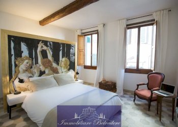 PHOTO-2026-03-16-17-52-27.jpg - Three-room apartment Via dell'Ortone, Firenze (neighborhood Santa Croce) - photo 2