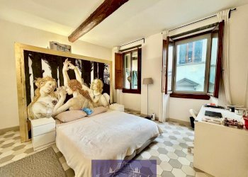 WhatsApp Image 2026-05-08 at 10.33.35 (5).jpg - Three-room apartment Via dell'Ortone, Firenze (neighborhood Santa Croce) - photo 9