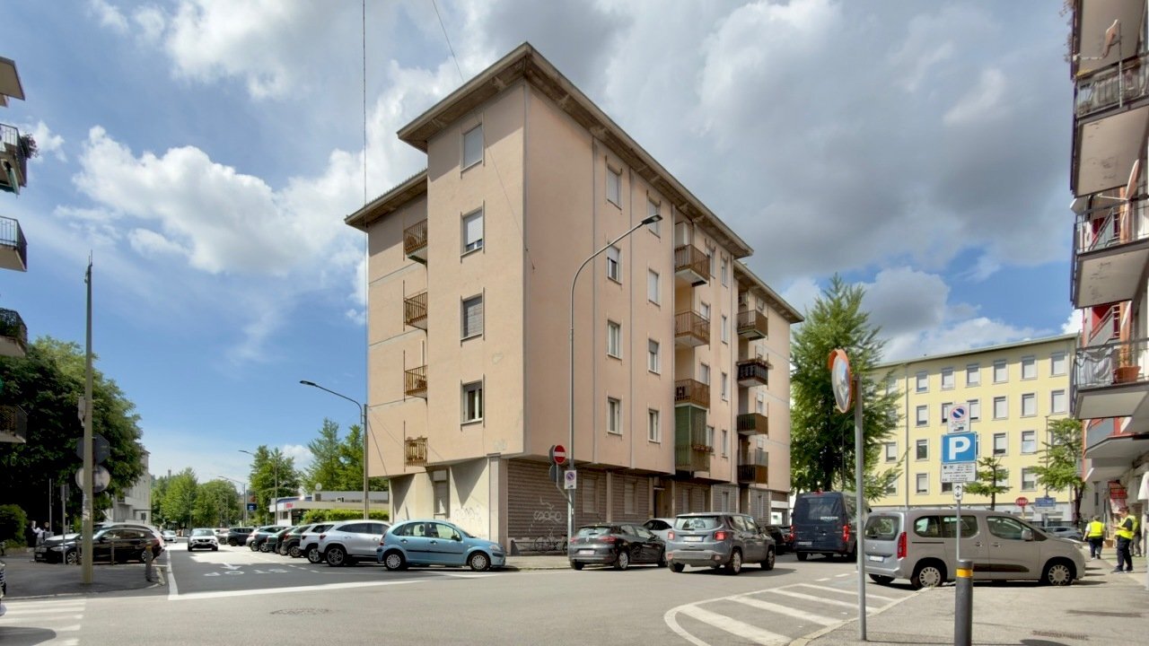 IMG_6151.jpg - Ufficio Via Agostino Bassi 4, Brescia - foto 1