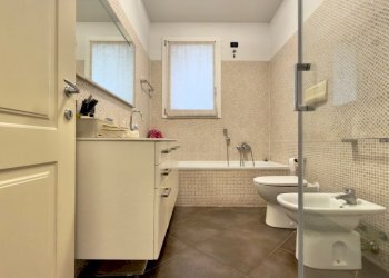 IMG_6242.jpg - Three-room apartment Via Gaetano Facchi 8, Borgosatollo - photo 17