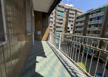 BALCONE CORTILE.jpg - Quadrilocale Corso Monte Cucco 73, Torino (zona Pozzo Strada) - foto 9