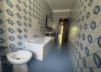 BAGNO.jpg - Quadrilocale Corso Monte Cucco 73, Torino (zona Pozzo Strada) - foto 19