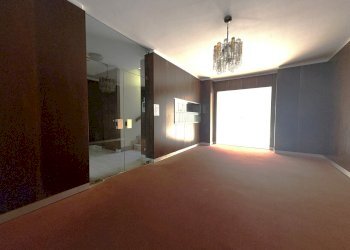 ANDRONE.jpg - Quadrilocale Corso Monte Cucco 73, Torino (zona Pozzo Strada) - foto 24