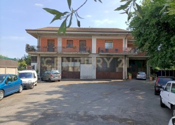 IMG20230505155617.jpg - Three-room apartment Via per Aci Bonaccorsi 12, Viagrande - photo 2
