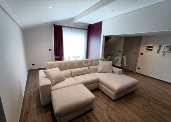 IMG20230505160336.jpg - Three-room apartment Via per Aci Bonaccorsi 12, Viagrande - photo 12