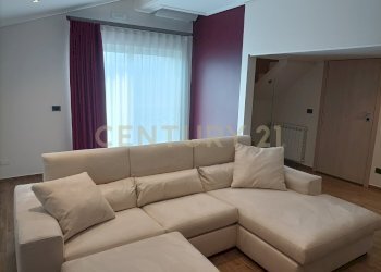 IMG20230505160340.jpg - Three-room apartment Via per Aci Bonaccorsi 12, Viagrande - photo 13