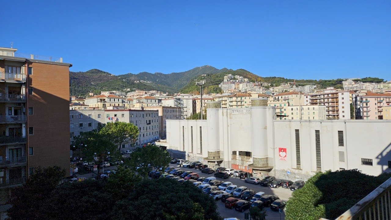 3.jpg - Apartment Via Michele Conforti, Salerno - photo 2
