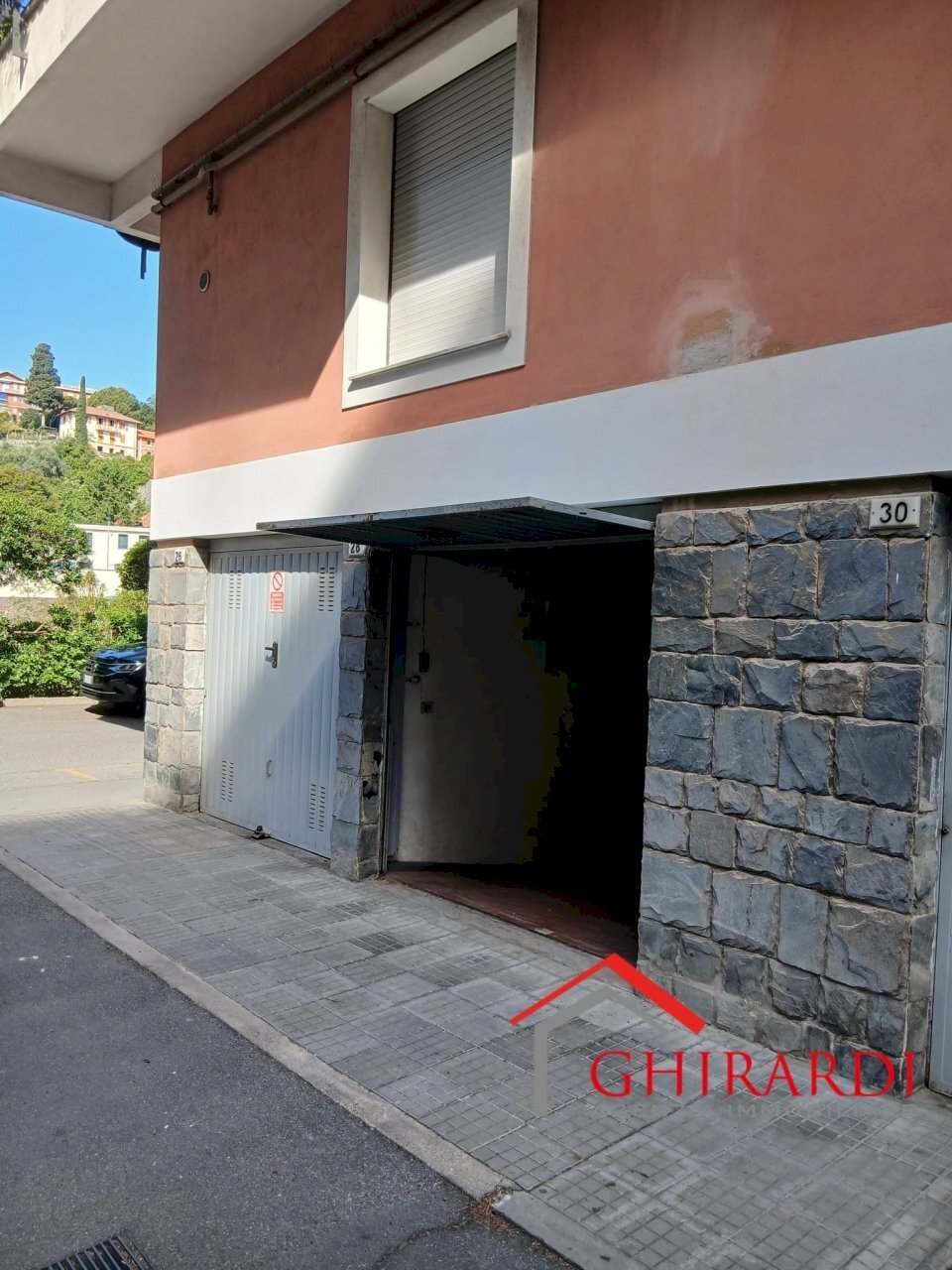 1.0 ESTERNO.jpg - Box Via dell'Alloro 28, Genova (neighborhood Sestri Ponente) - photo 1