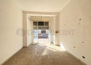 2.jpg - Commercial Premises Giugliano in Campania - photo 2