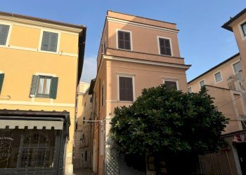 adcaae9b-1153-4eff-ac38-f9816d563c07.jpg - Three-room apartment Via Andrea Sacchi 2, Nettuno - photo 1